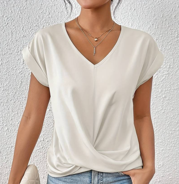 Lila™ THE Perfect V-Neck Top