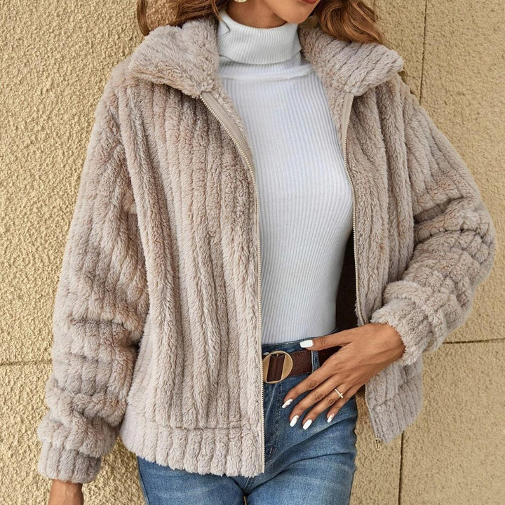 Zoë - Casual Plush Cardigan